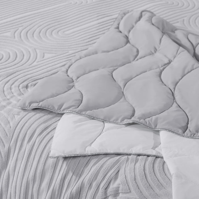 Cooling Performance - Throw - White