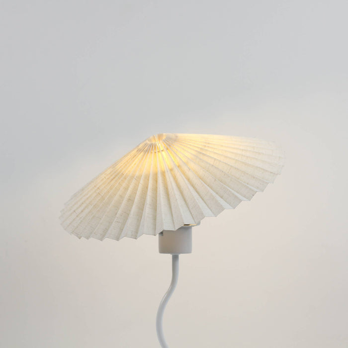 Piairie Table Lamp: Black