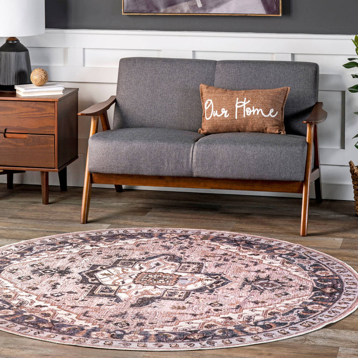 Sasha Machine Washable Medallion Area Rug: Pink / Rectangle / 5' x 8'