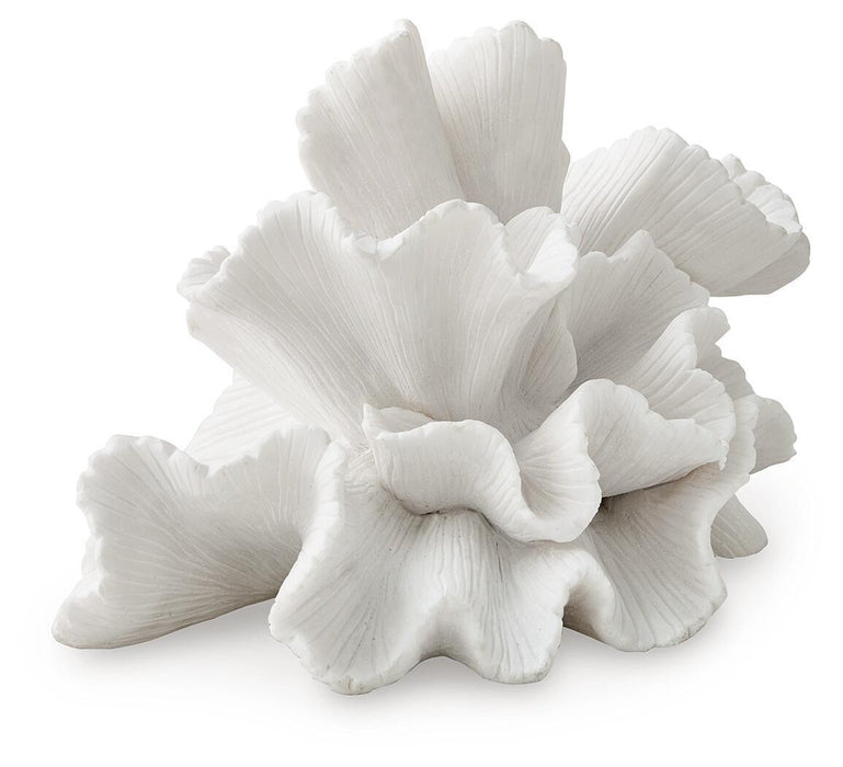 Waynemont - Sculpture - White