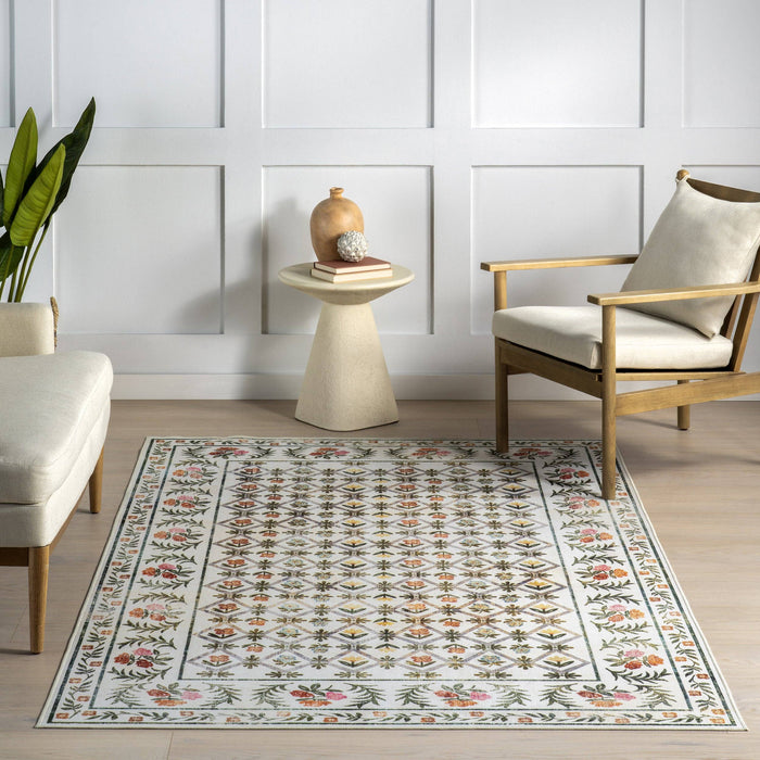 NuLOOM Erina Floral Washable Area Rug: Ivory / Rectangle / 5' x 8'