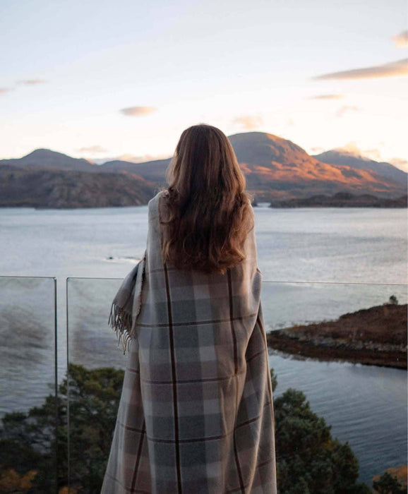 Folk Wheat Throw Blanket