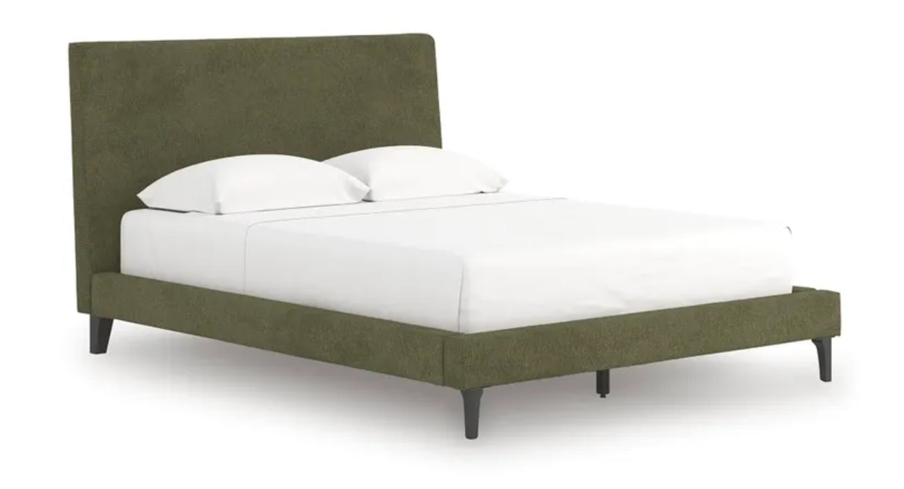 Chirason Upholstered Queen Panel Headboard Only