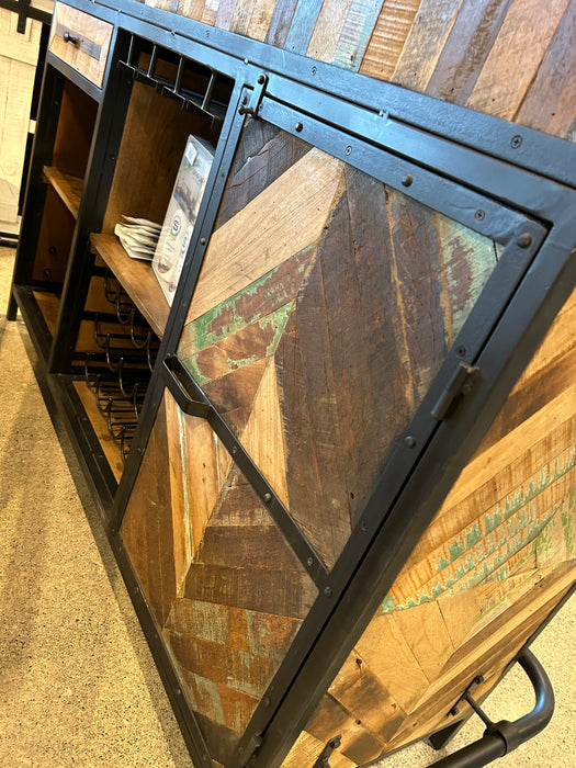 Closeout Mangowood Bar