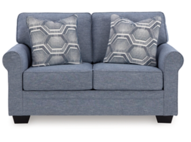 Carissa Manor Loveseat