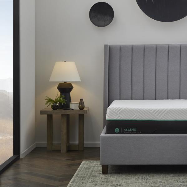 Ascend - Split California King AeroFlex Hybrid Mattress - White / Black