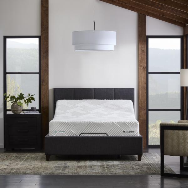 Embark - 11" Split Queen CoolSync Mattress - White