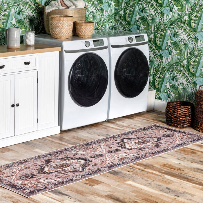 Sasha Machine Washable Medallion Area Rug: Pink / Rectangle / 5' x 8'