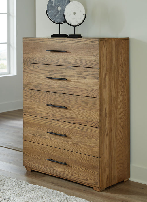 Dakmore - Five Drawer Chest - Brown