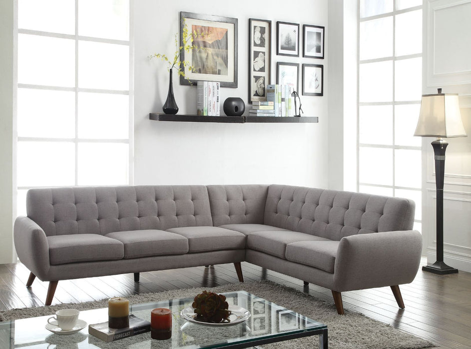 Essick - Sectional Sofa - Light Gray Linen
